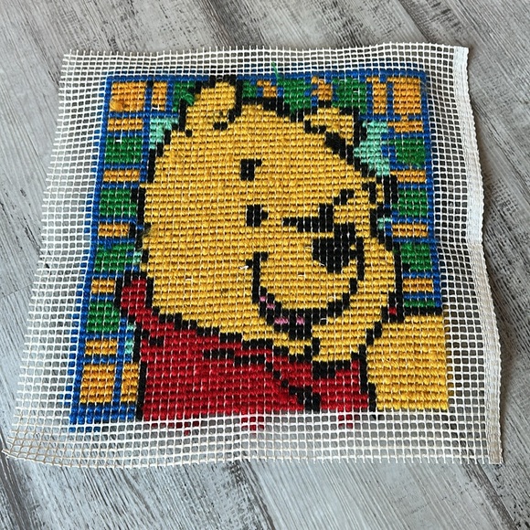 Winnie-The-Pooh Vintage Latch Hook - Picture 2 of 4